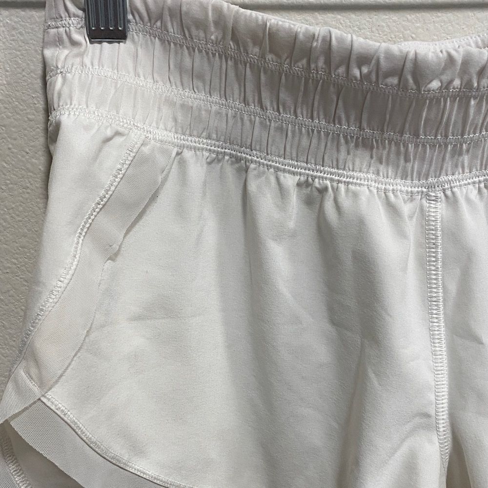Lululemon Anew Short 4” White Size 4 Swift Light Low Rise - Picture 6 of 16